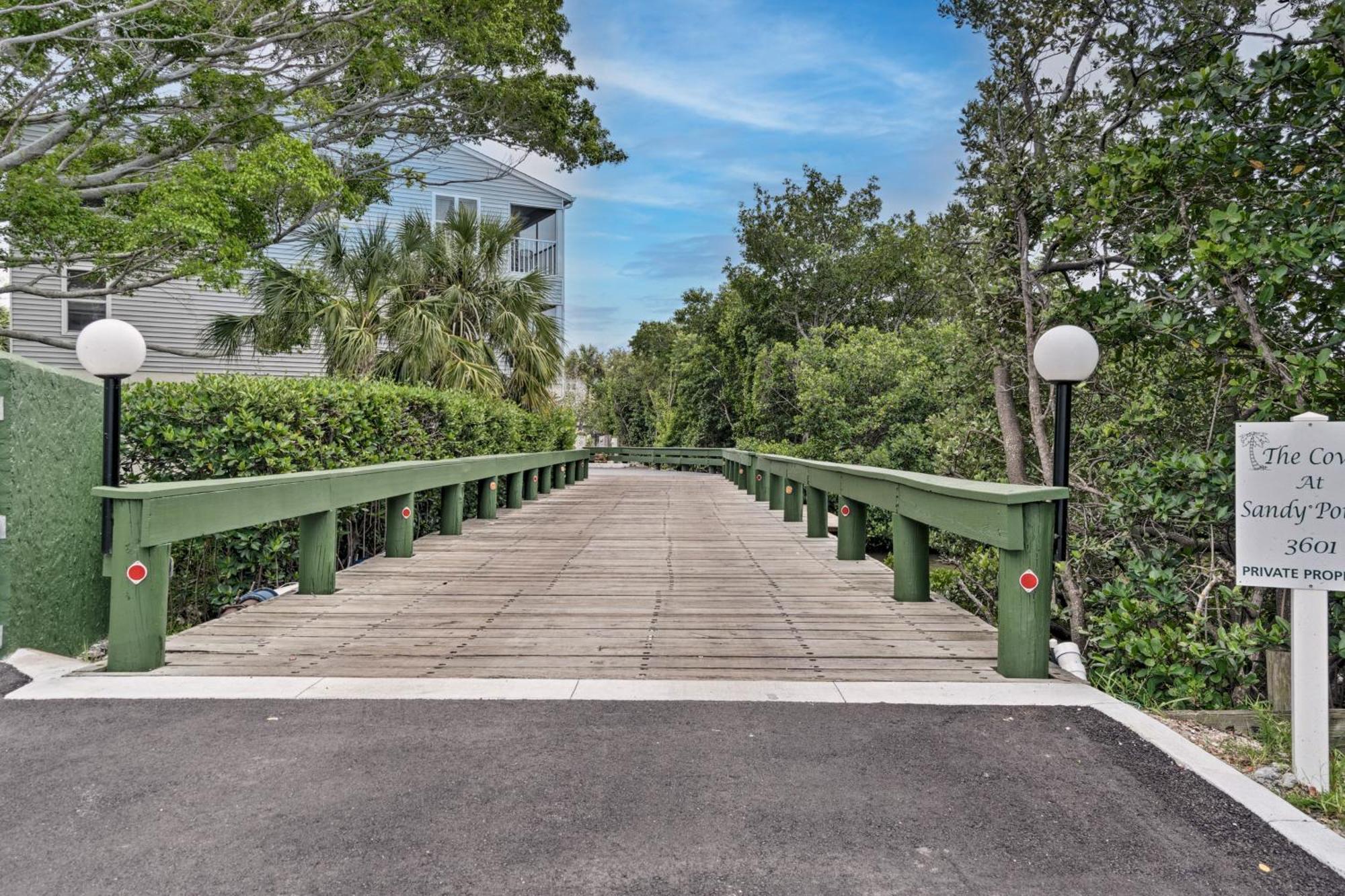 Condo With Pool And Gulf Access On Anna Maria Island! ホームズビーチ エクステリア 写真